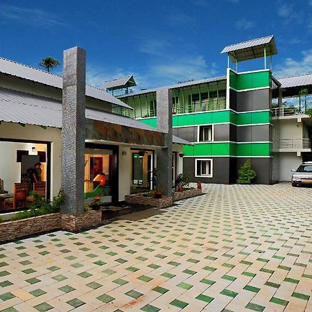 Thekkady Spice Valley Holiday Hotel Eksteriør bilde