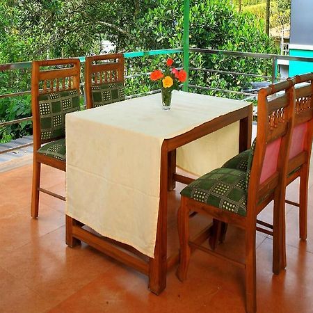 Thekkady Spice Valley Holiday Hotel Eksteriør bilde