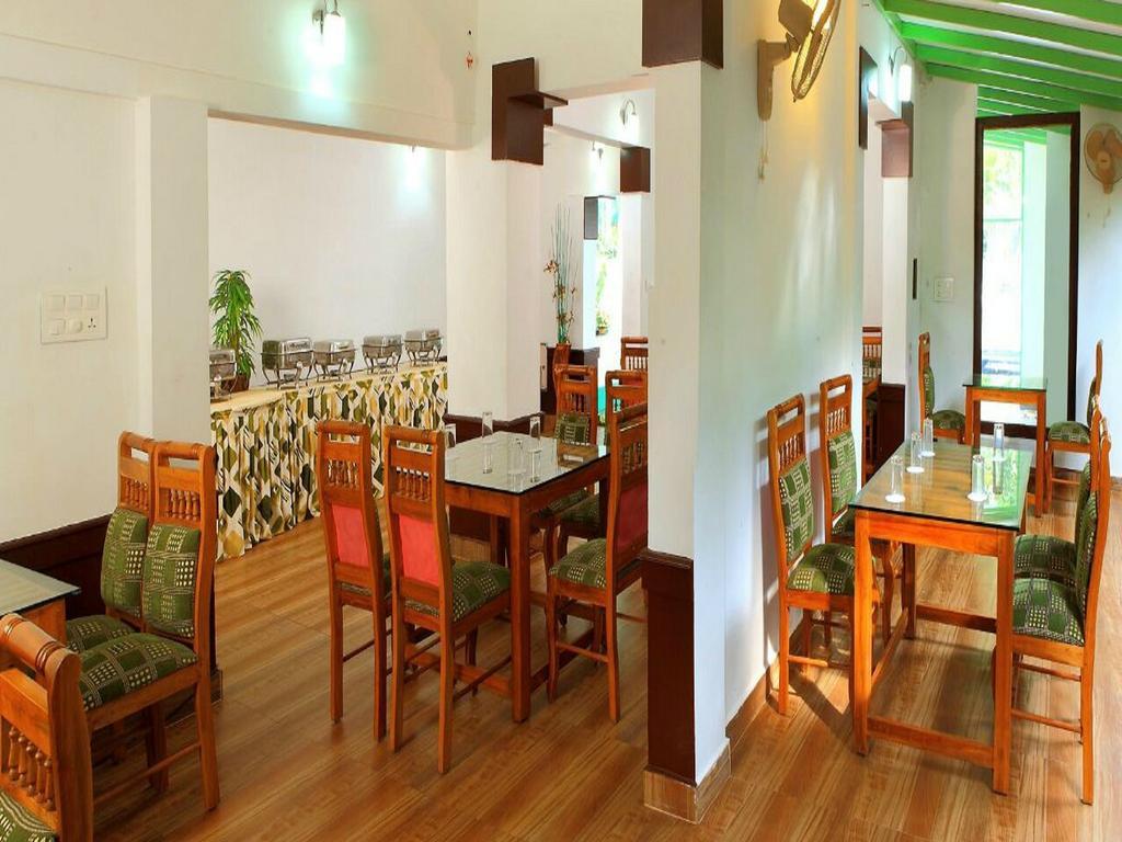 Thekkady Spice Valley Holiday Hotel Eksteriør bilde